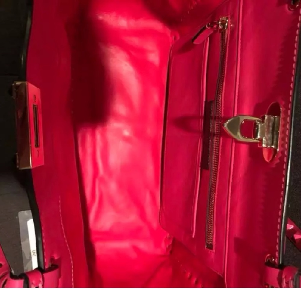 Valentino Rockstud Pink Camo Handbag - Picture 5 of 8